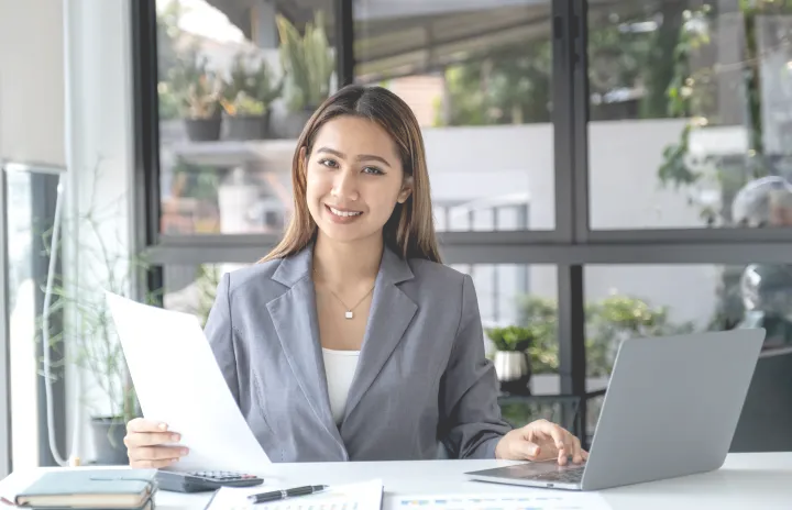 female-accountant